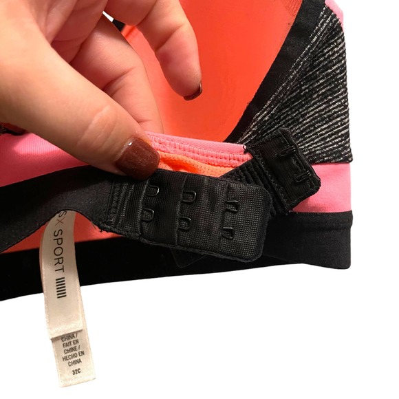 Victoria's Secret VSX Sport Bra | Underwire | Lightly Lined | Pink Black | 32C - Picture 5 of 7
